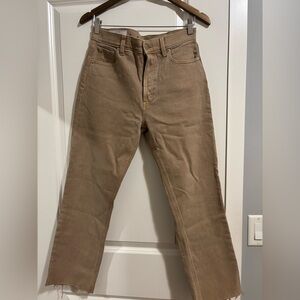 GAP High-Rise Cheeky Straight Jeans in Tan